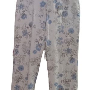 Dockers Floral Capri Pants Size 8